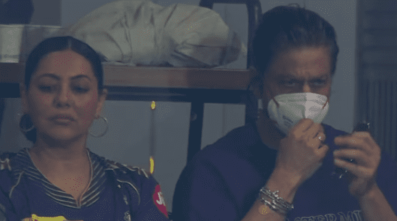 Check Why Shah Rukh Khan is Wearing Mask in IPL Final 