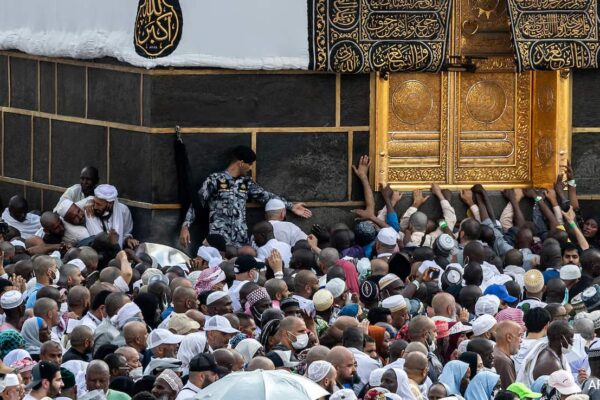 Over 1000 Hajj Pilgrims Die Due to Scorching Heat